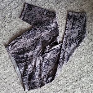 CHICO'S Leggings Size 2